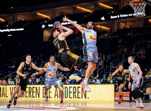 体能滑坡 体能滑坡