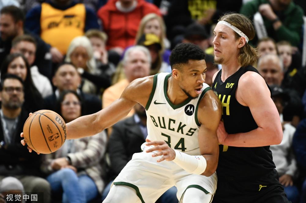 织雪地足球 织雪地足球