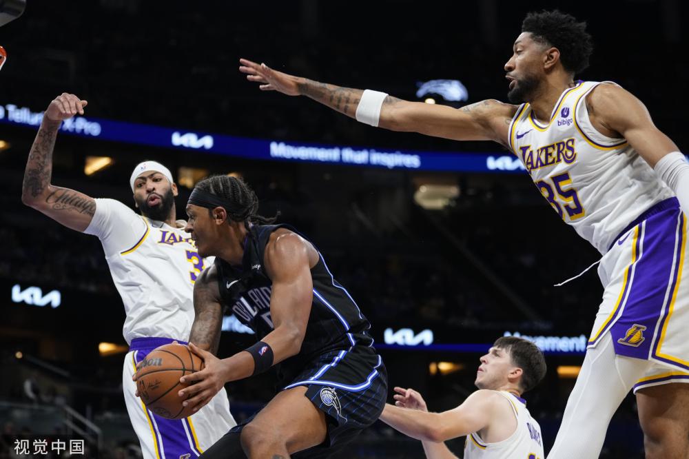 赛季首冠 赛季首冠