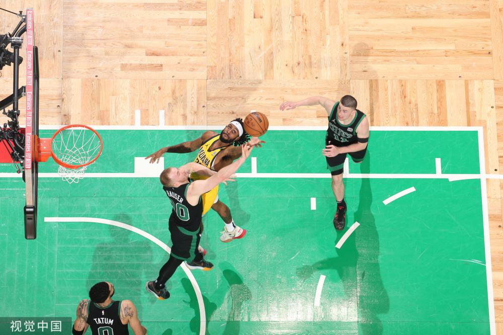 他们仅通过 他们仅通过